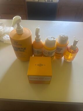 Sol de Janeiro Yellow Bath & Body Collection - Citrus Yellow Set 6 PIECE SET NEW